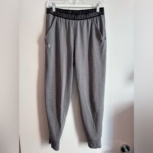 Under armour joggers. Size M.